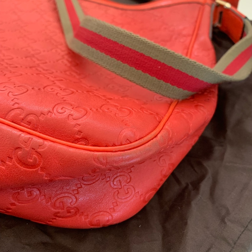 Gucci - Picture 5 of 8